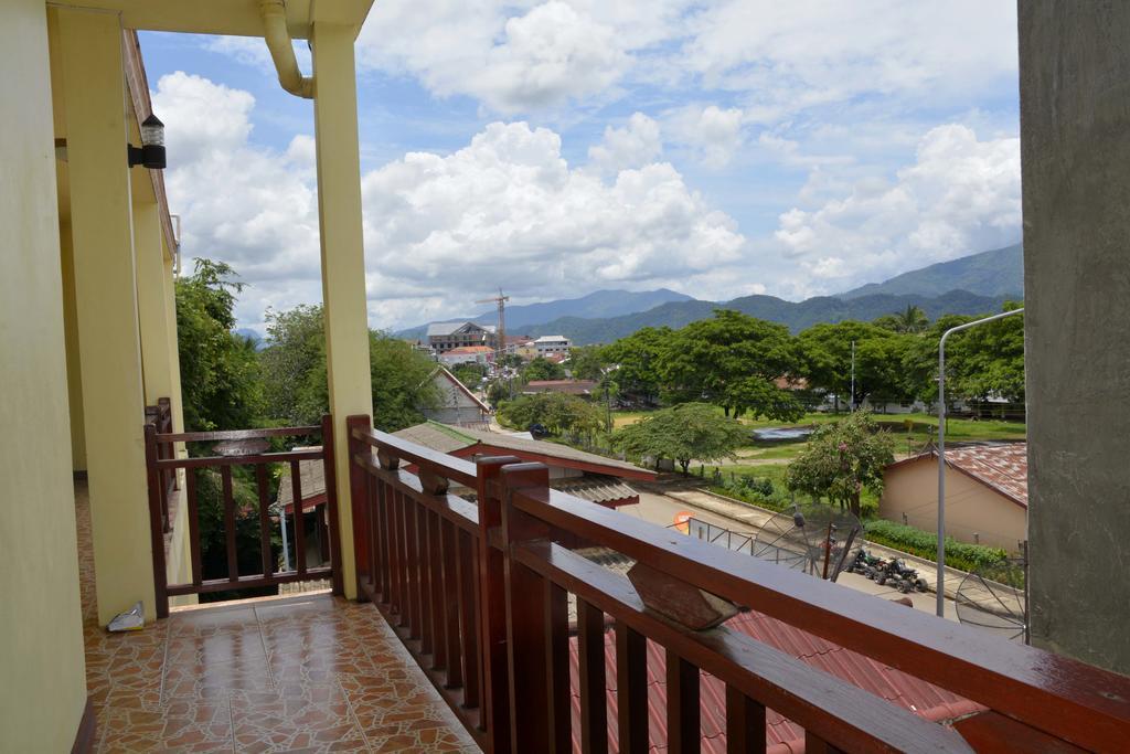 Hotel Vilayvong Vang Vieng Exterior foto